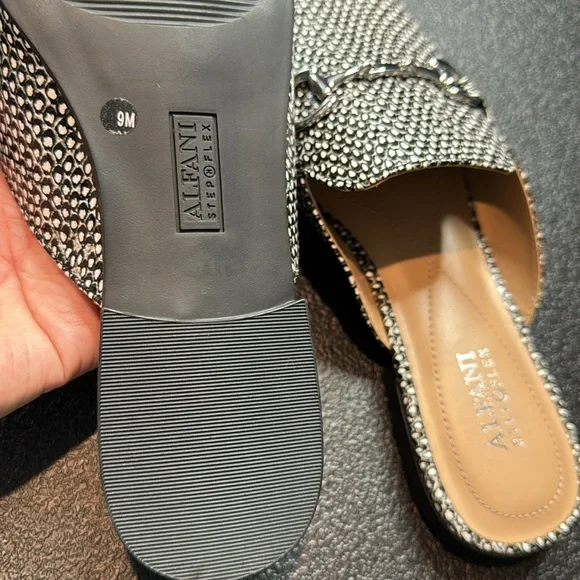 Alfani Step N' Flex Women's Garlend Mule Flats - Picture 4 of 5